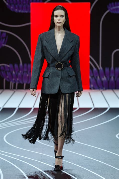 sfilate prada 2020|Prada Fall 2020 Ready.